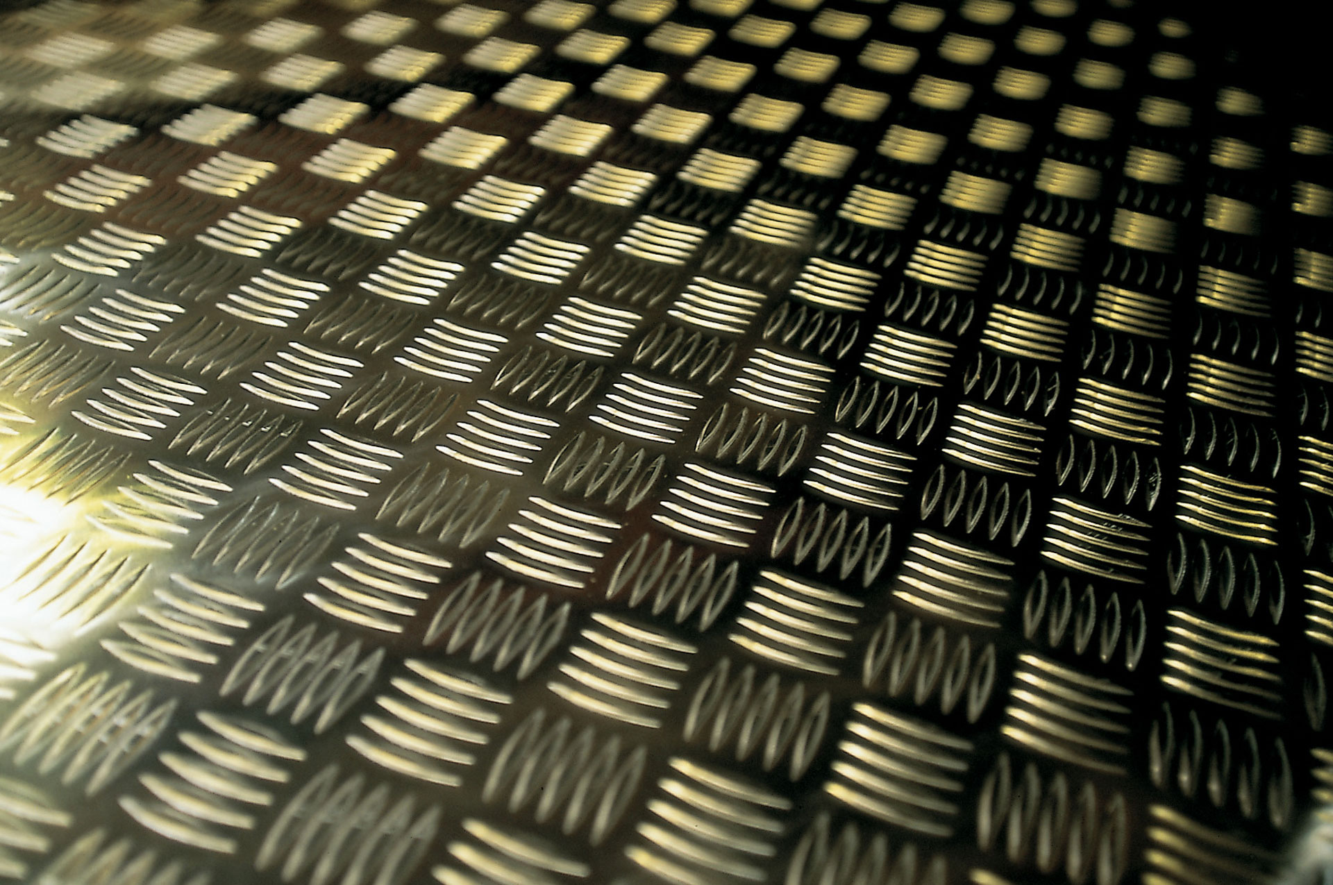 Aluminium Sheet, Plate & Treadplate BlueScope Distribution